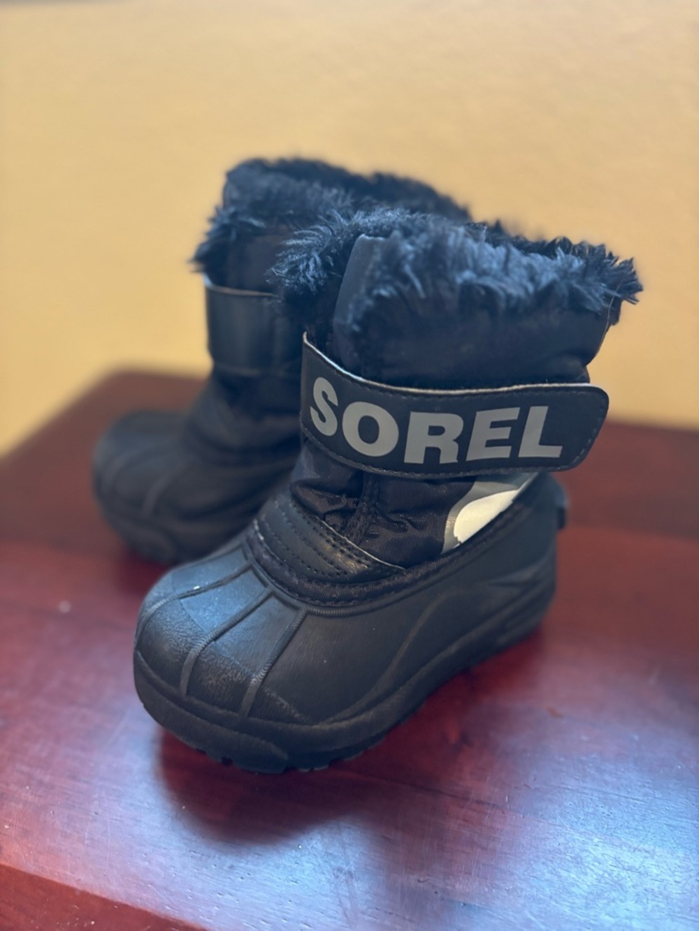 Sorel Kids Black Faux-Fur Cuff Insulated Winter Boots